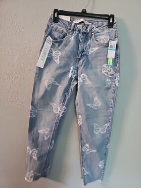 Tinseltown Light Blue High-Rise Jeans with White Butterfly Print